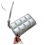 Bolsa feminina Berlim© | Moda Europa 2023