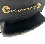 Капитонирана чанта за през рамо от естествена кожа Mila - черна